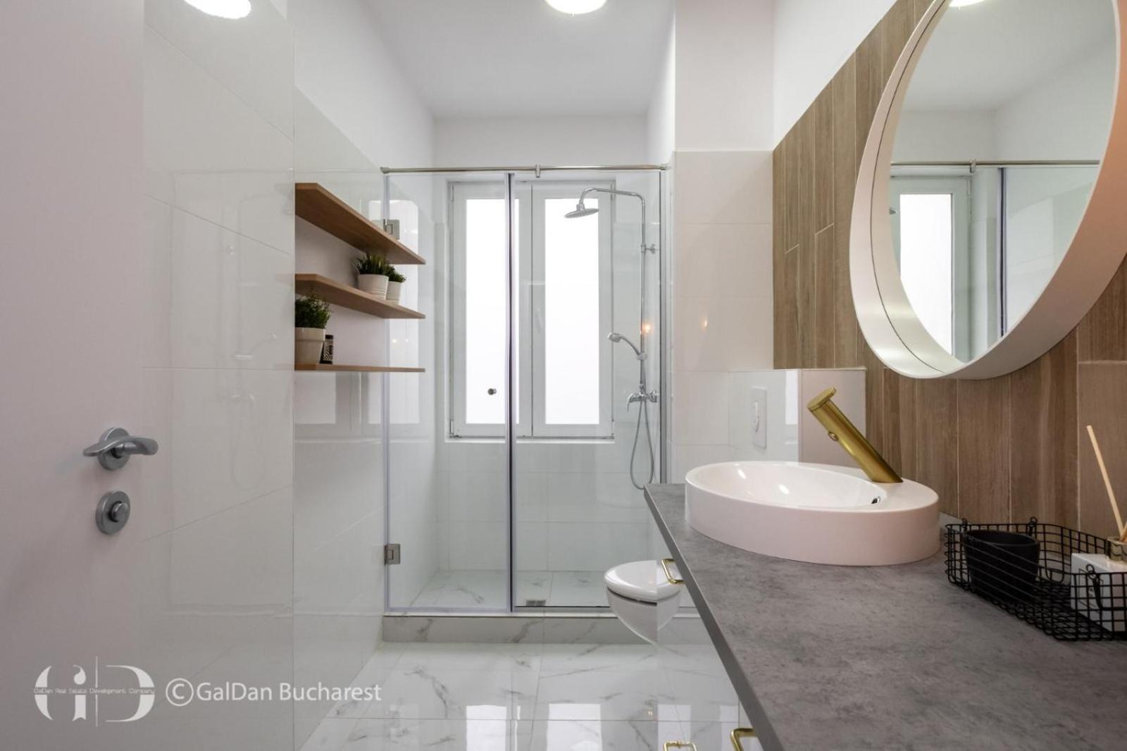 The Loft Luxury Apartments-Near The Park In The City Center 布加勒斯特 外观 照片
