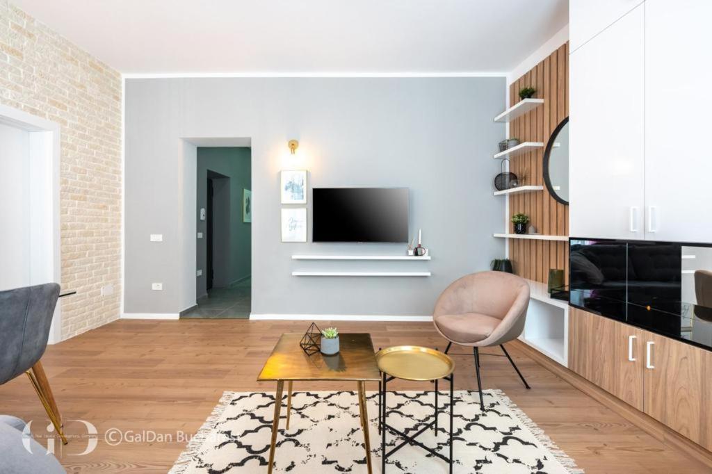 The Loft Luxury Apartments-Near The Park In The City Center 布加勒斯特 外观 照片
