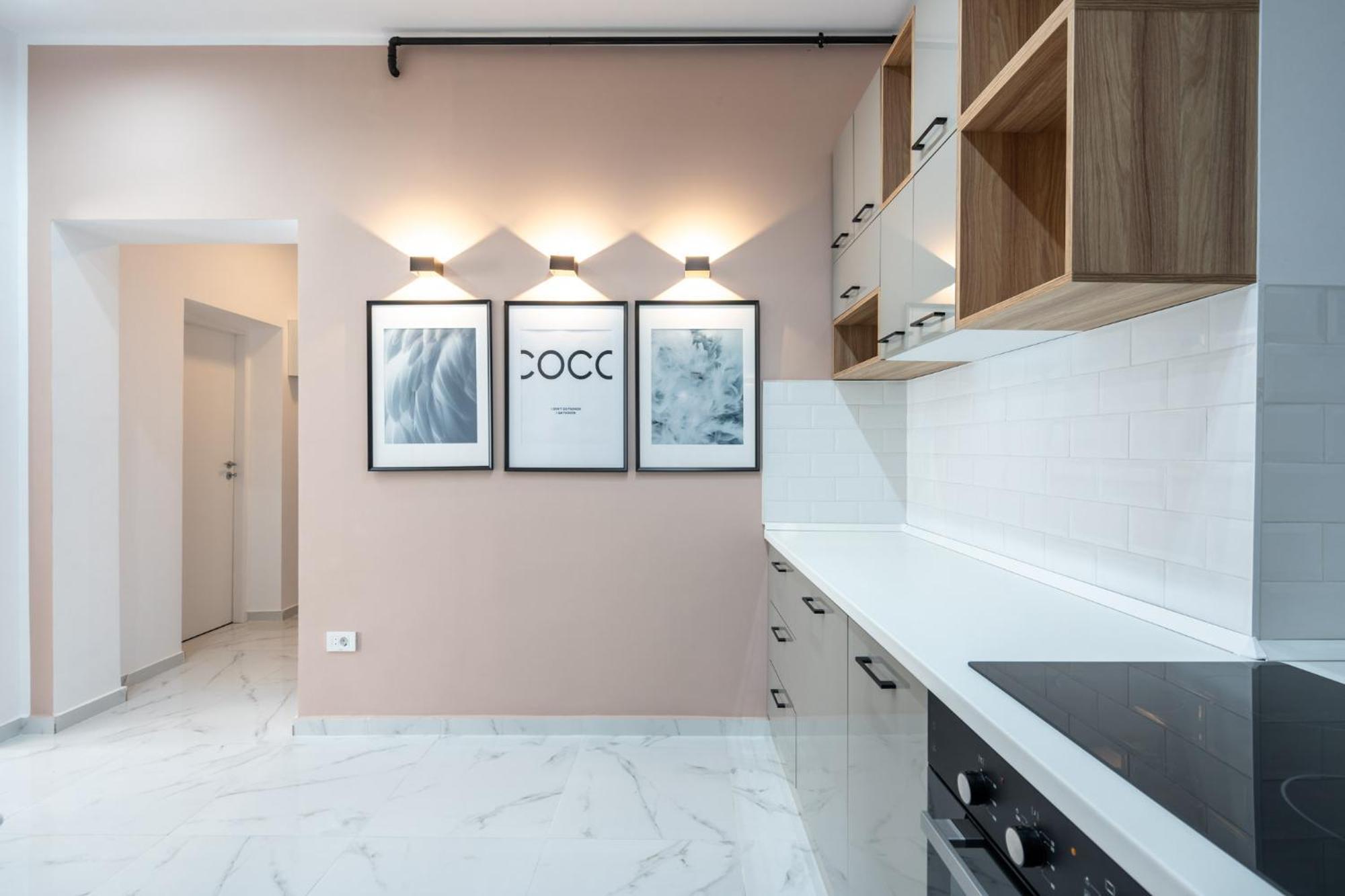 The Loft Luxury Apartments-Near The Park In The City Center 布加勒斯特 外观 照片