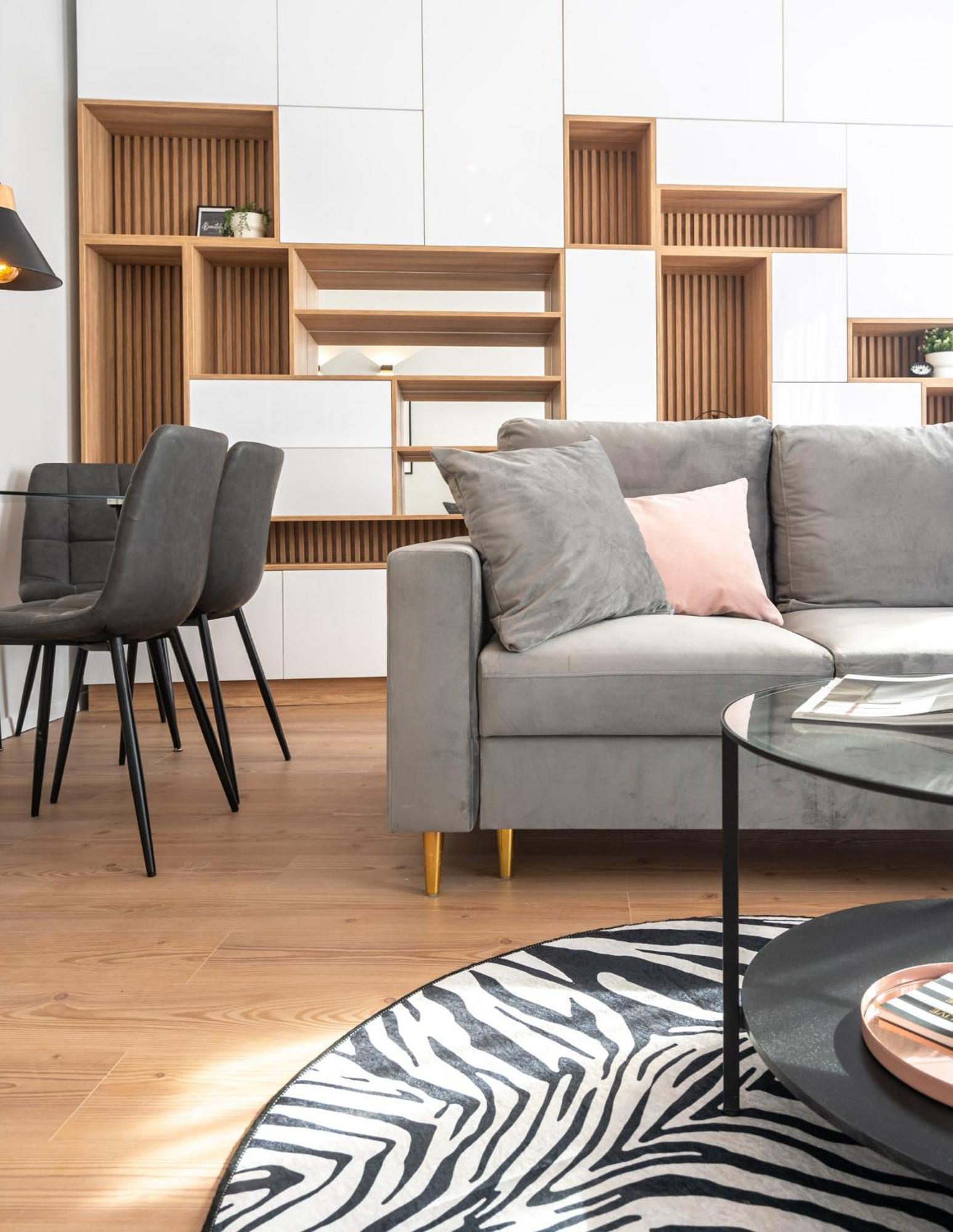 The Loft Luxury Apartments-Near The Park In The City Center 布加勒斯特 外观 照片